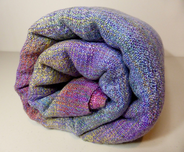 Rainbow End wrap #5, Sealace weft, crackle weave, bundle